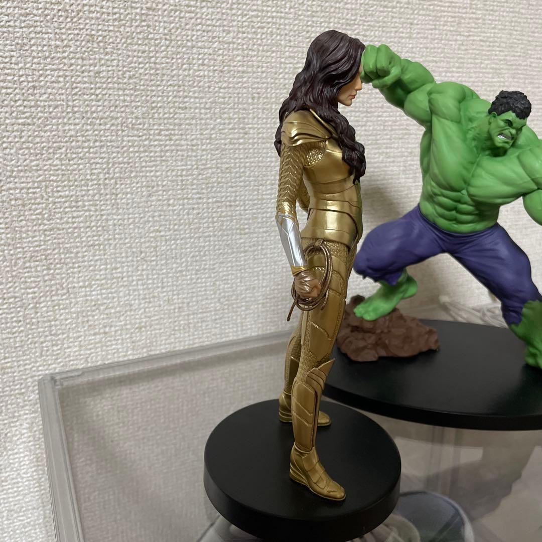 ワンダーウーマン フィギュア ゴールド