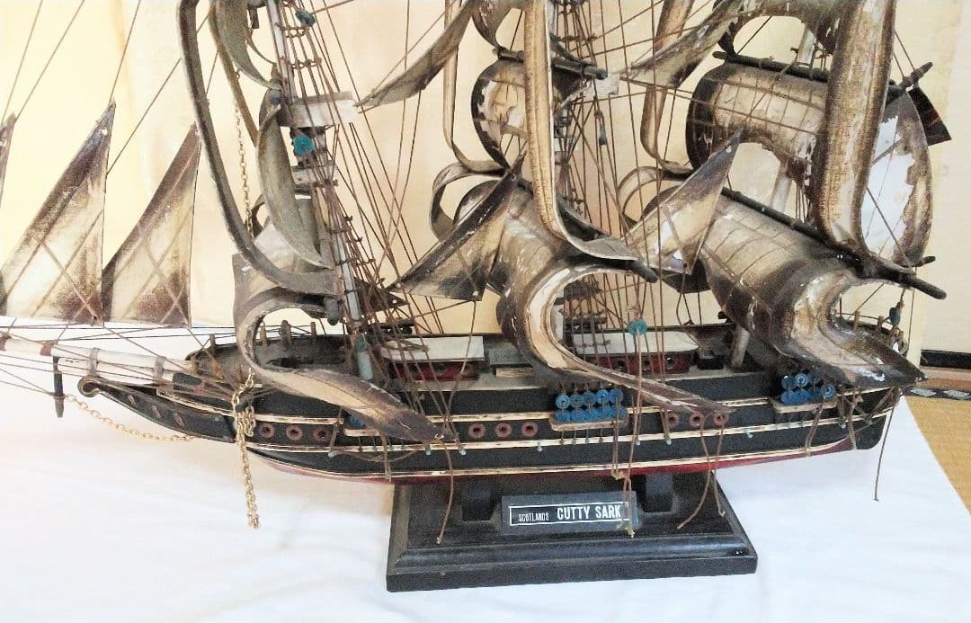 帆船模型【ヴィンテージのカティーサーク号】ハンドメイド・木製・スコットランド製