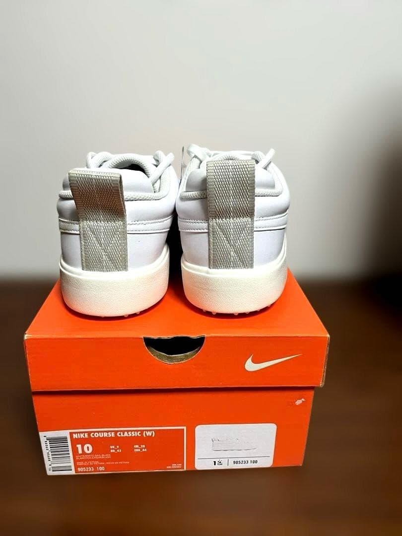 激安！名品！ナイキ コース クラシック　ゴルフシューズ！