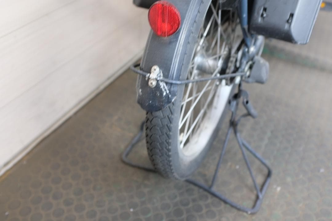 BS　Bikke　20インチ3段　8.7Ah（4点灯）充電器あり