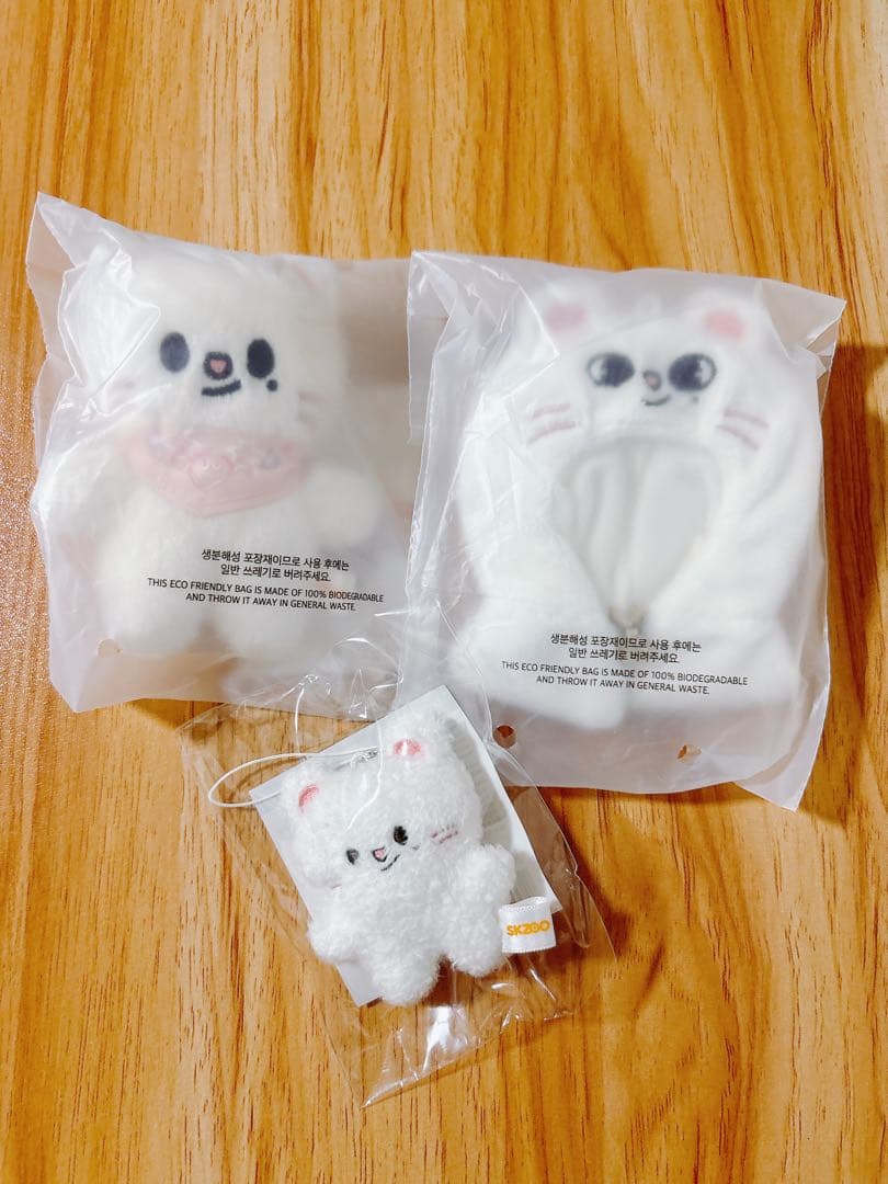 stray kids 5'CLOCK ジニレットぬいぐるみ,服,マイクロ