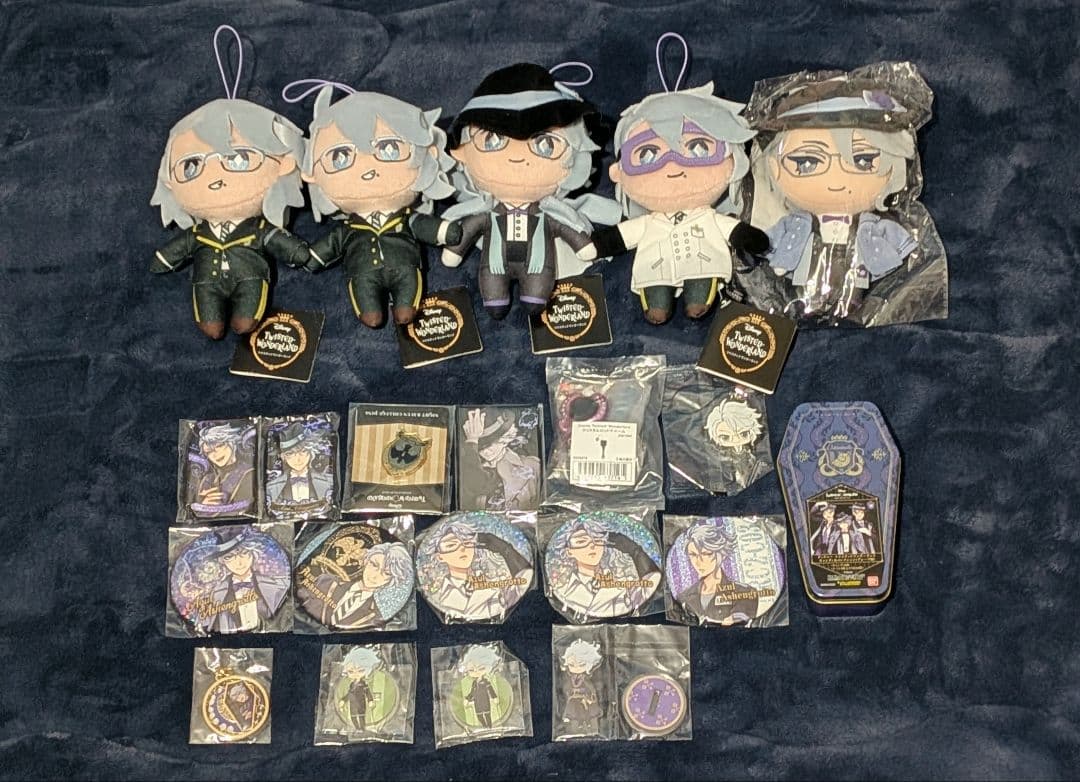 ツイステ〈アズール〉缶バッジ.カード類.ねんどろいどetcグッズセット