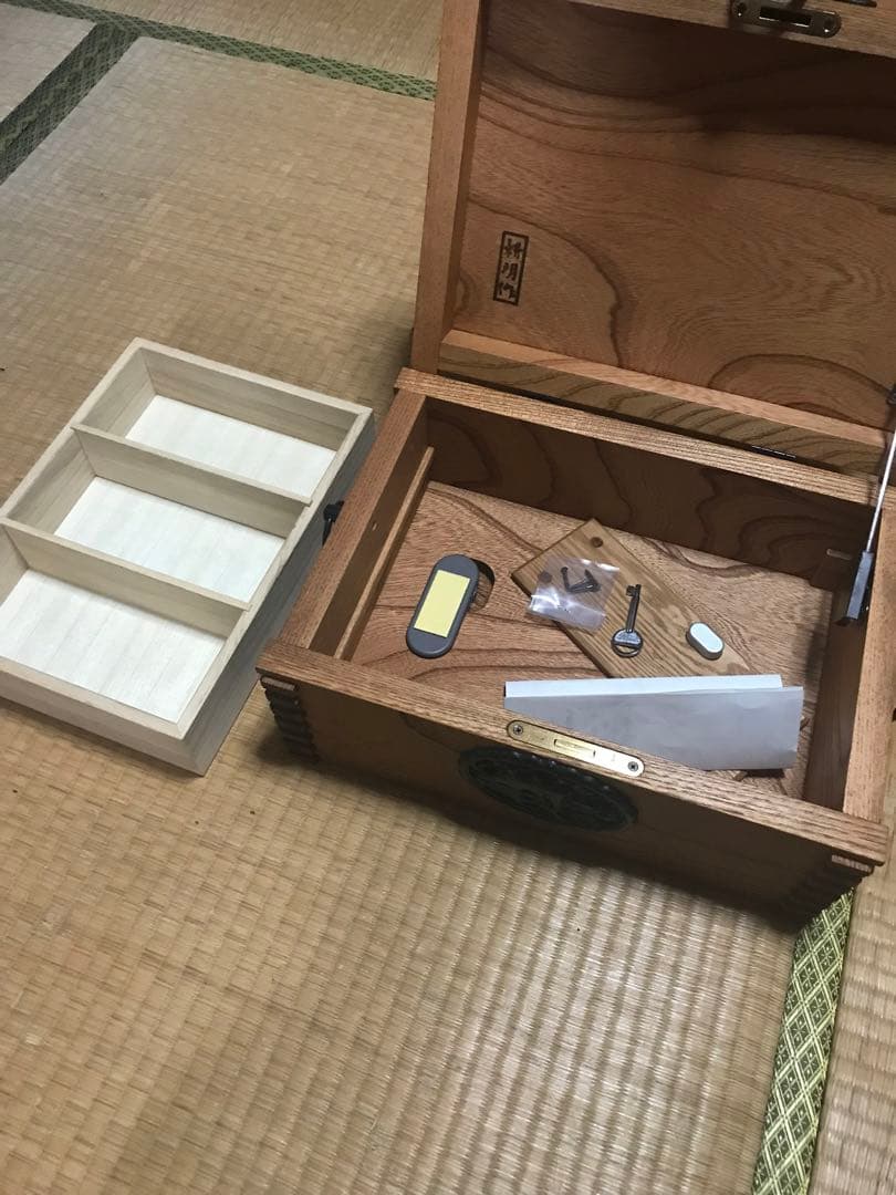 防犯金庫　千両役者　千両箱　鍵付き　木製　宝箱　キャッシュ　ボックス
