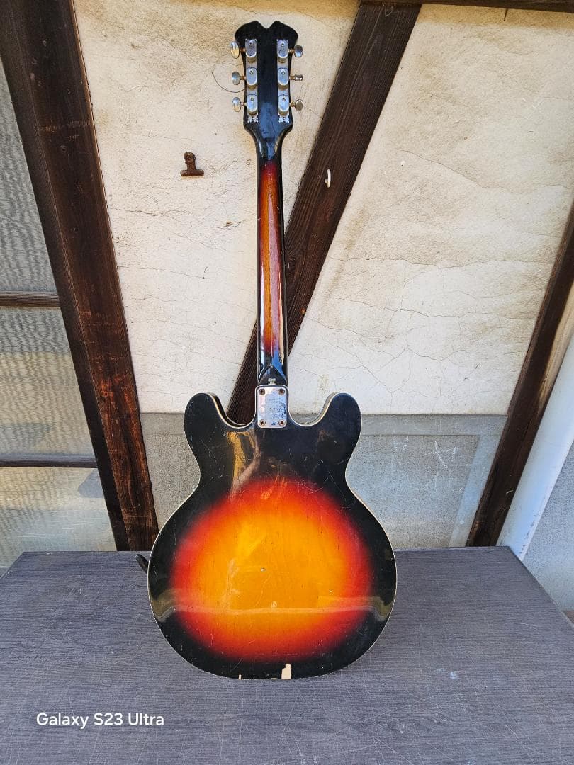 Aria Diamonds １９６７年頃？日本製　エレキギター サンバースト