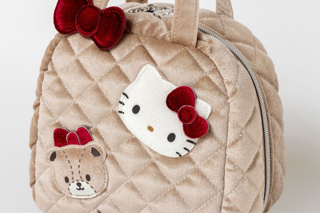 未開封　HELLO KITTY × BRILMY ズボラに優しいコスメポーチ