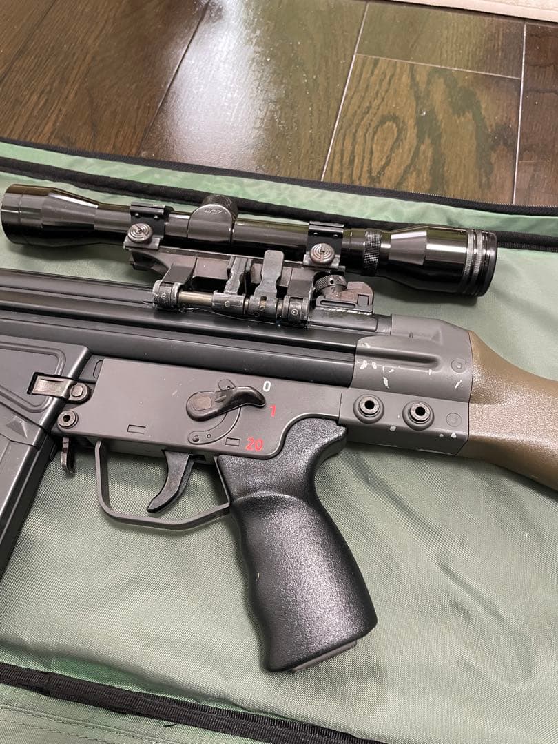 東京マルイ電動ガン MC51 スコープ付＋ガンケース
