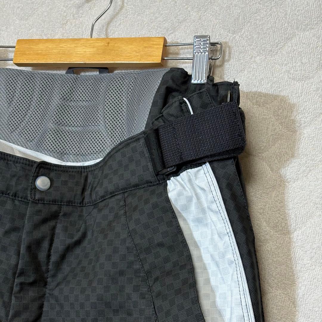 ミズノ　スキーウェア　クロアチア代表　上下セットアップ　ブレスサーモ　中綿入り