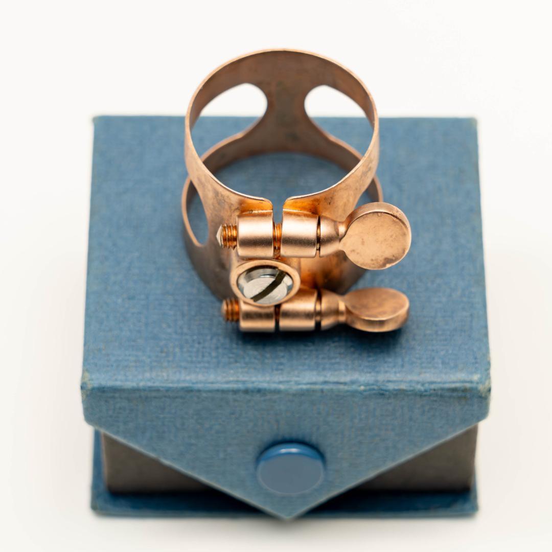 BULLSEYE アルトサックス用リガチャー ピンクゴールド