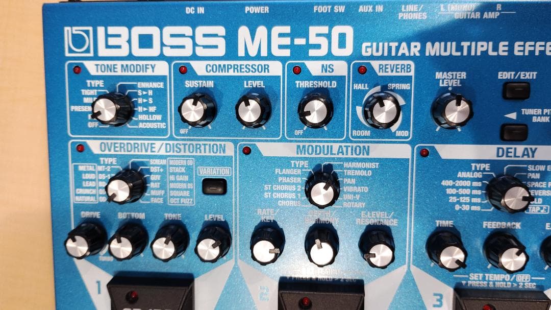 【箱・取説付】BOSS ME-50 マルチエフェクター