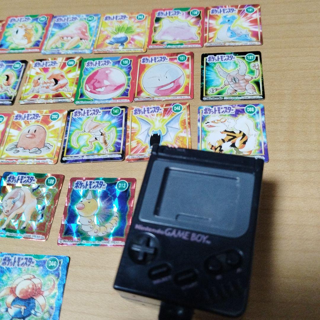 【当時物】GAMEBOY型　おもちゃ　リザードンなど38枚ミニカード付　ポケモン