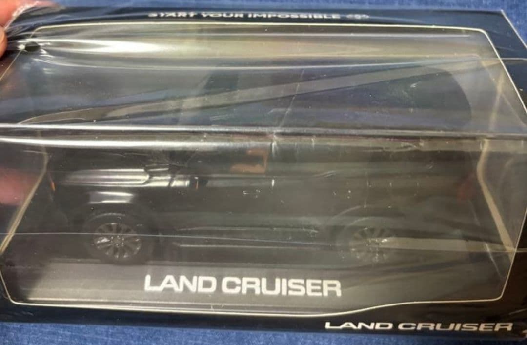 トヨタ　ランドクルーザー250　ブラック　1/30 ダイキャスト製