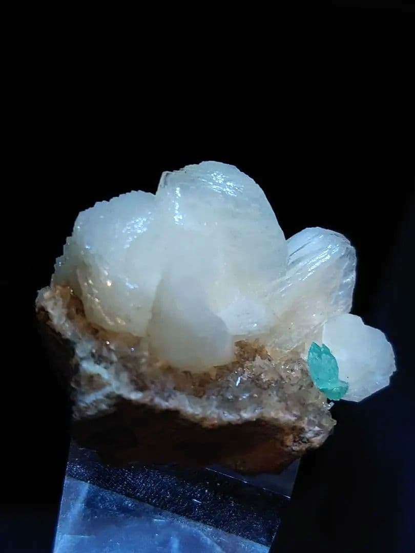 アポフィライト インド産 母岩付き 鉱石 鉱物 ミネラル 標本 原石 犬牙状 ⑦