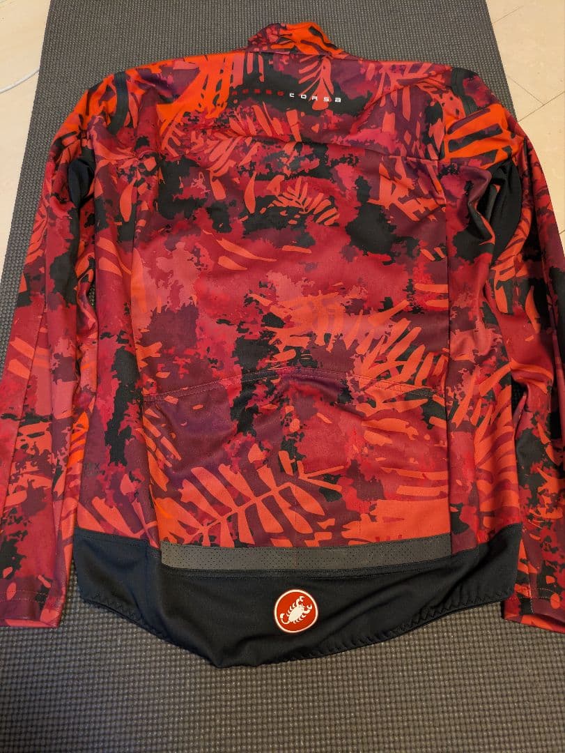 CASTELLI　PERFETTO ROS LSウインタージャケットMサイズ