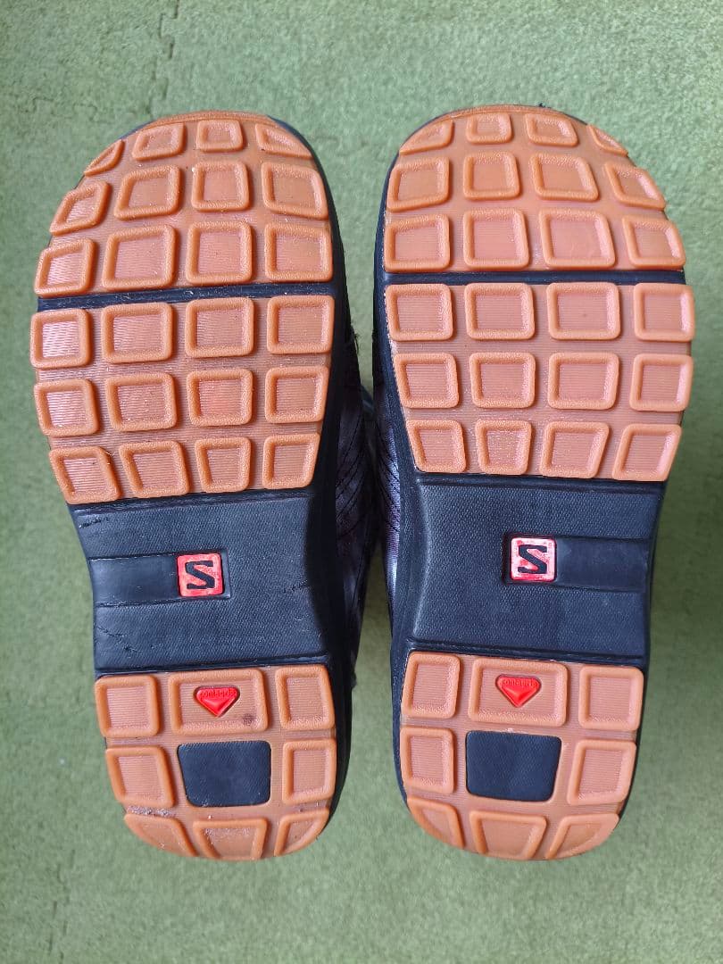 ini　SALOMON LAUNCH BOA　スノーボード　ブーツ