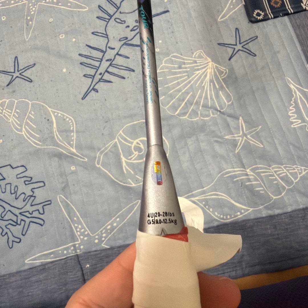 H*t様 バドミントンラケット アストロクス88Dtour