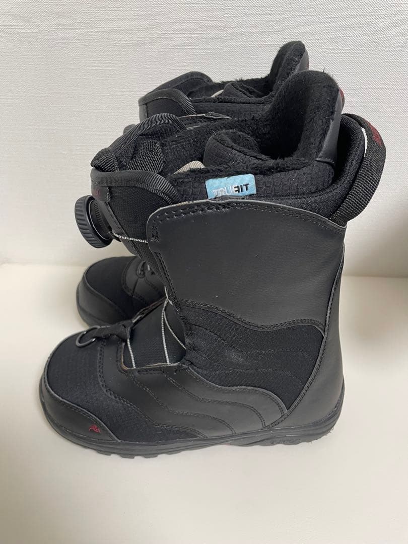【美品❤︎】BURTON MINT スノーボードブーツ 女性用ブラック22.5cm
