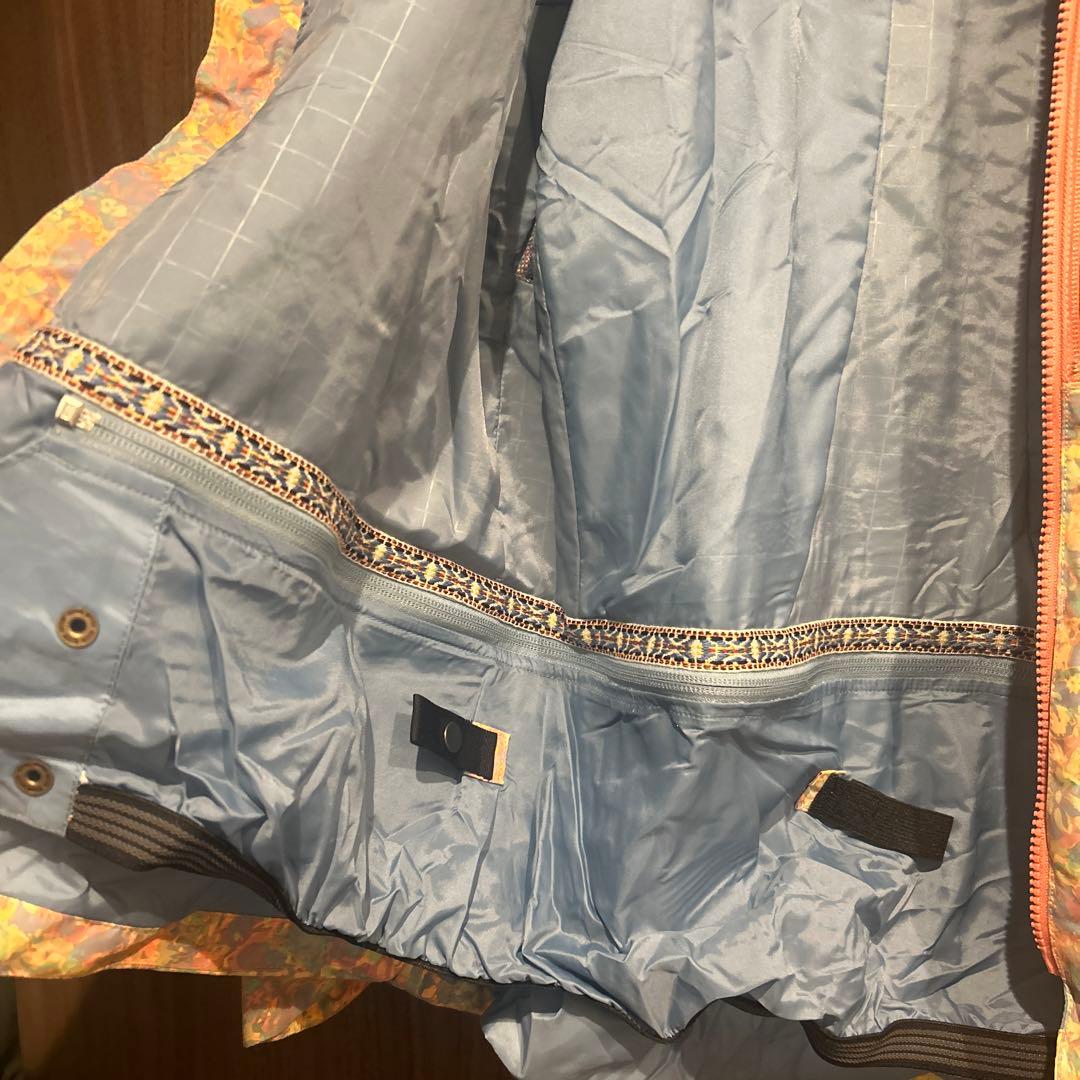 BURTON レディーススノーボードウエア