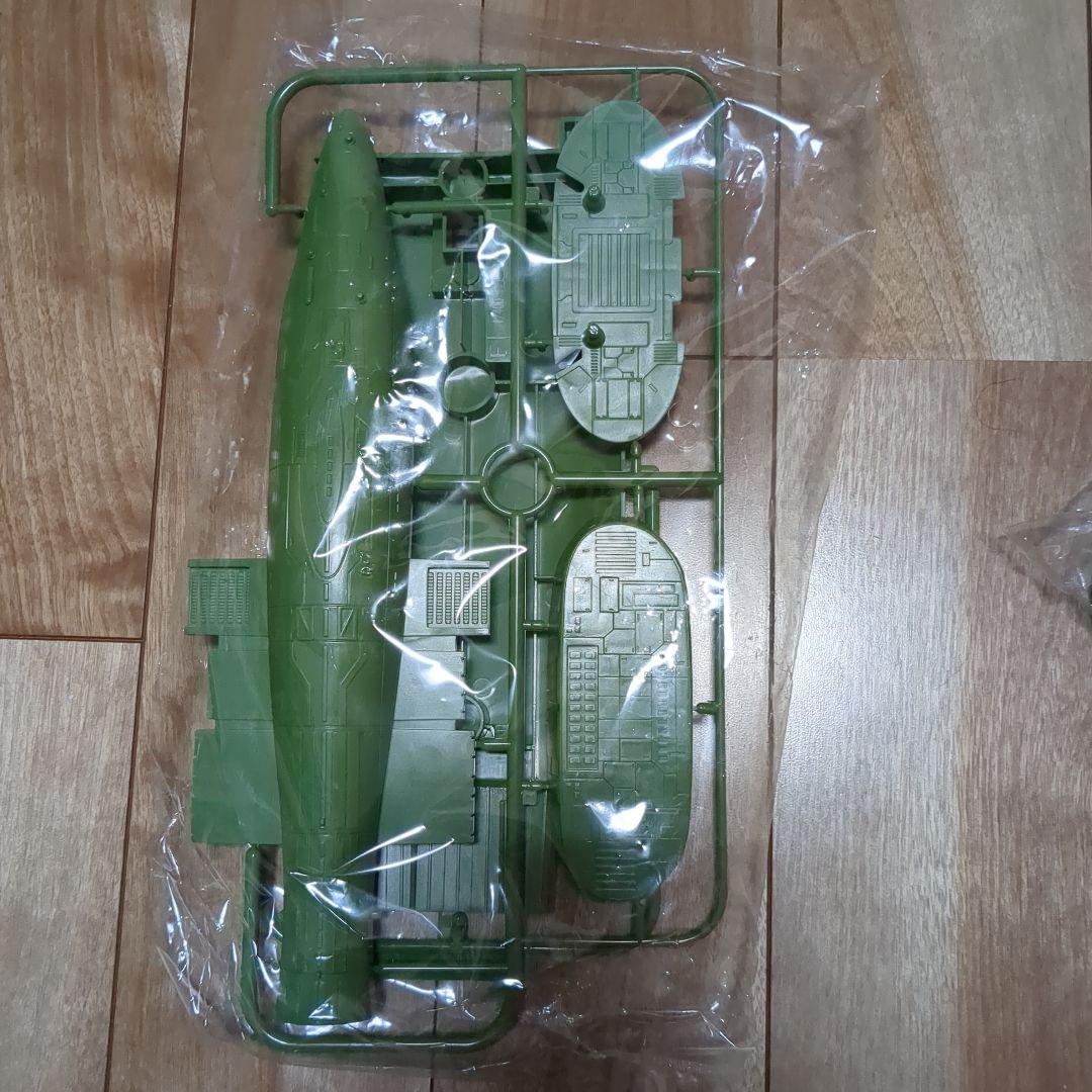 S*g様 ムサイ級軽巡洋艦 ガンダム ネオ 1/400 スケール バンダイ　ジャ