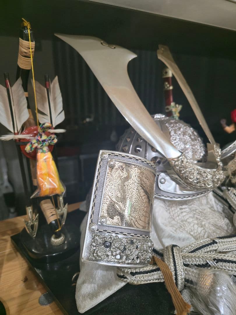 武士の兜と鎧の装飾品