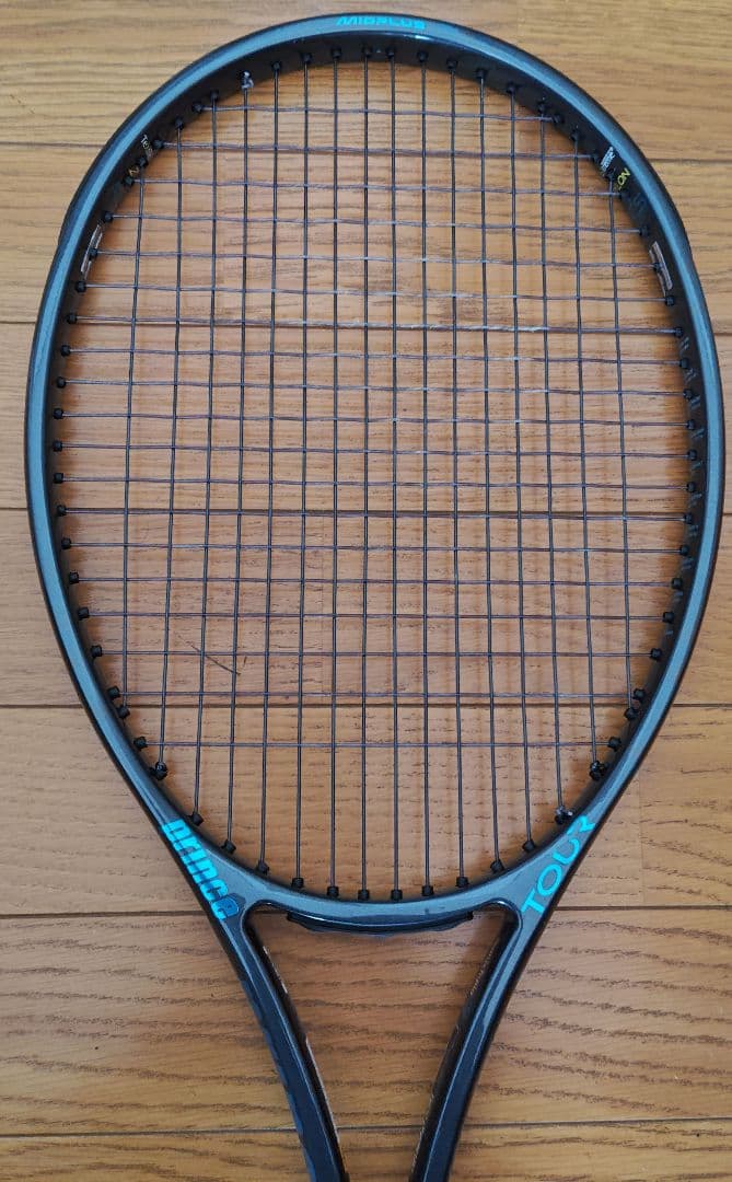 ほぼ新品　Prince TOUR100　2025 テニストピアspec Ⅲ