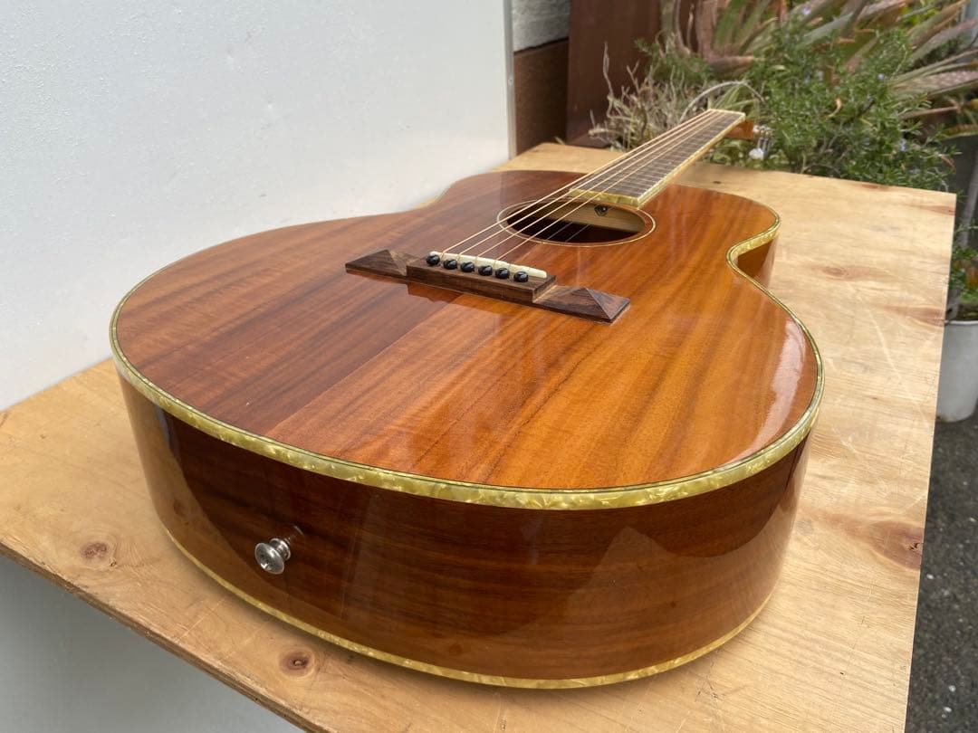 maha kara kapua-48 アコースティックギター　中古品