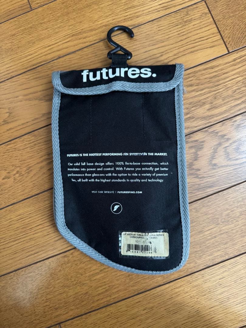 ジョンジョンフローレンス　ALPHA フィン