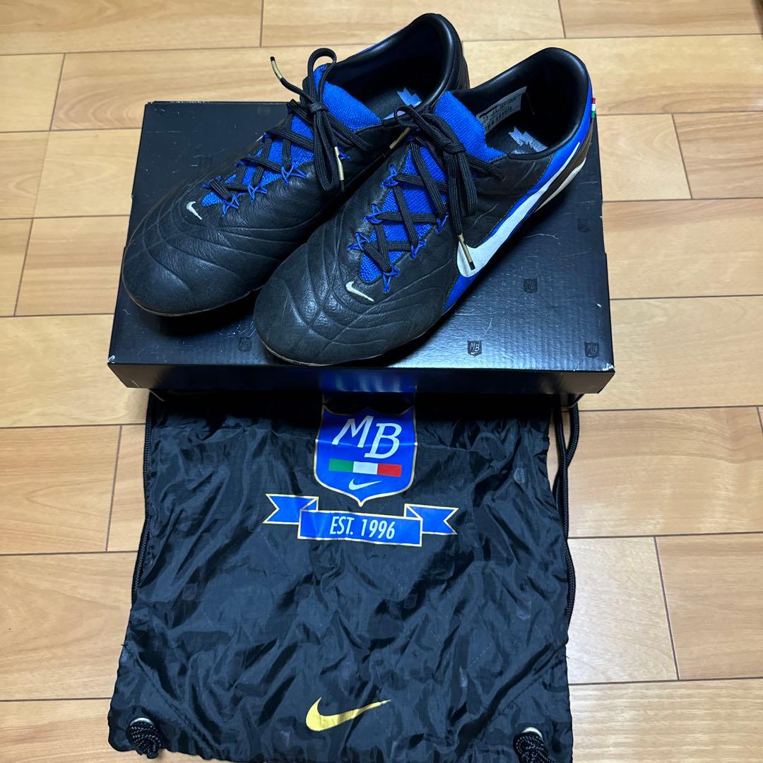 Nike Montibelluna サッカーシューズ