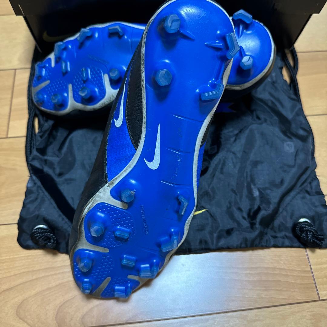 Nike Montibelluna サッカーシューズ