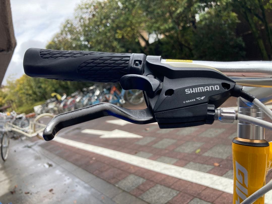 GIANT escape r3クロスバイク イエロー