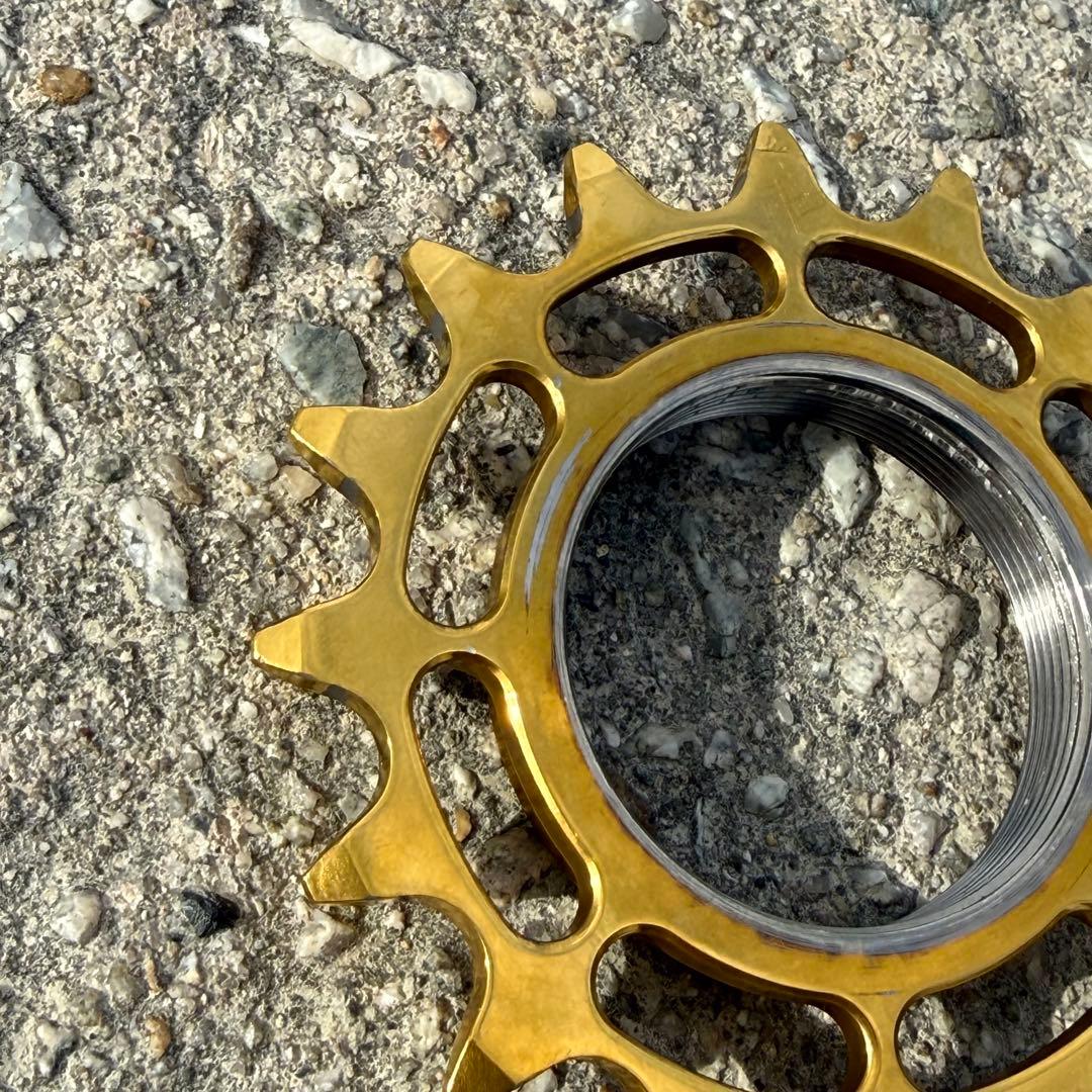 NOVACORONAノバコローナ64チタン16Tコグ