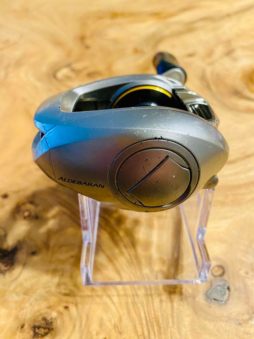 シマノ 09 アルデバラン mg 右巻き SHIMANO ALDEBARAN