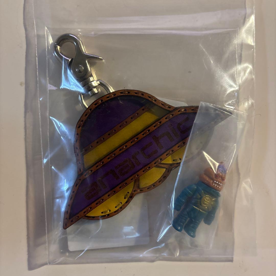 キーホルダー・アクリルキーホルダー insane ANARCHIC ADJUSTMENT beams goccodo