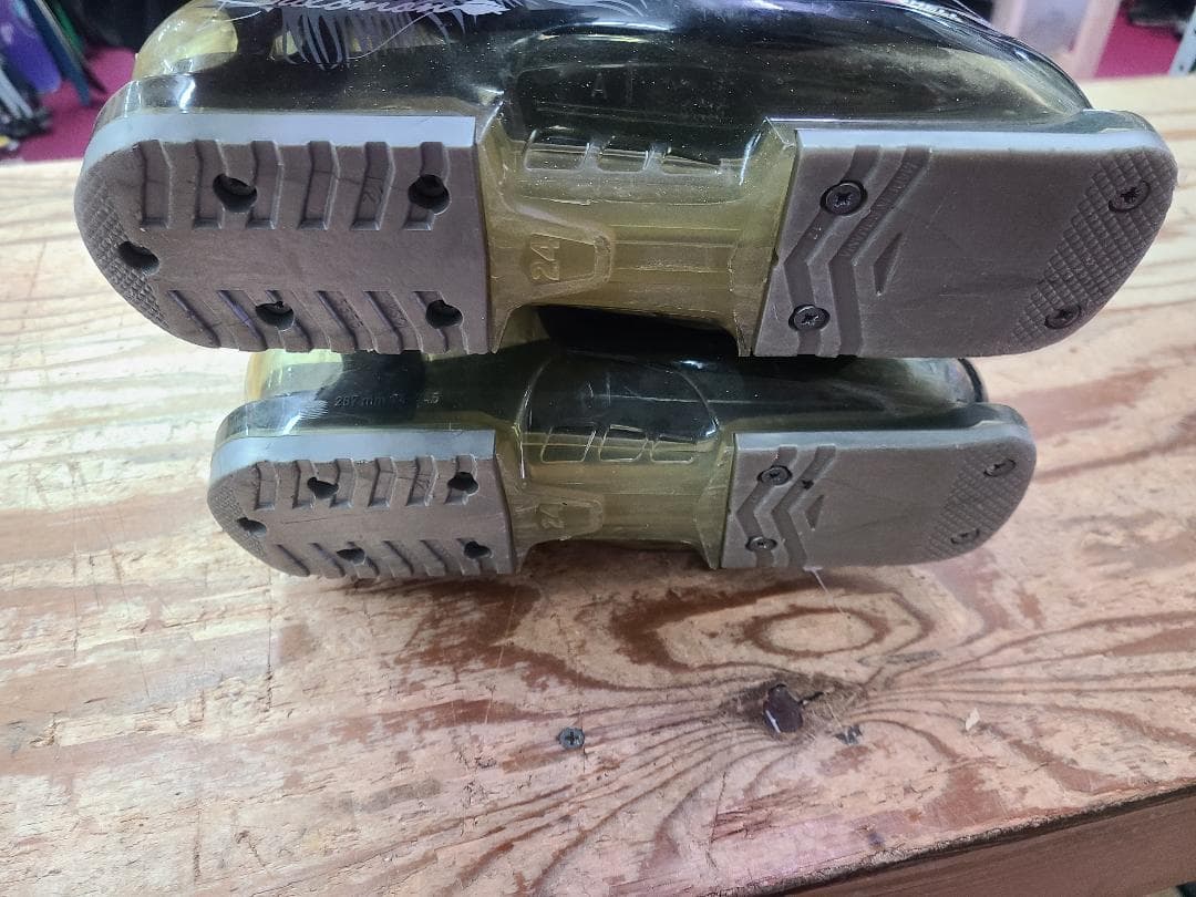 スキー 24-24.5cm SALOMON Energyzer 85