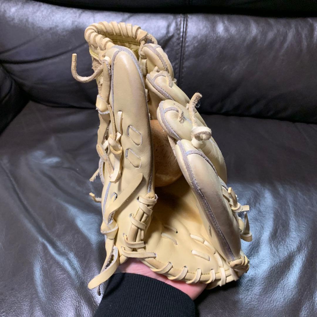 アンダーアーマー 最上級モデル　硬式投手用グローブ　金子千尋モデル　キャメル