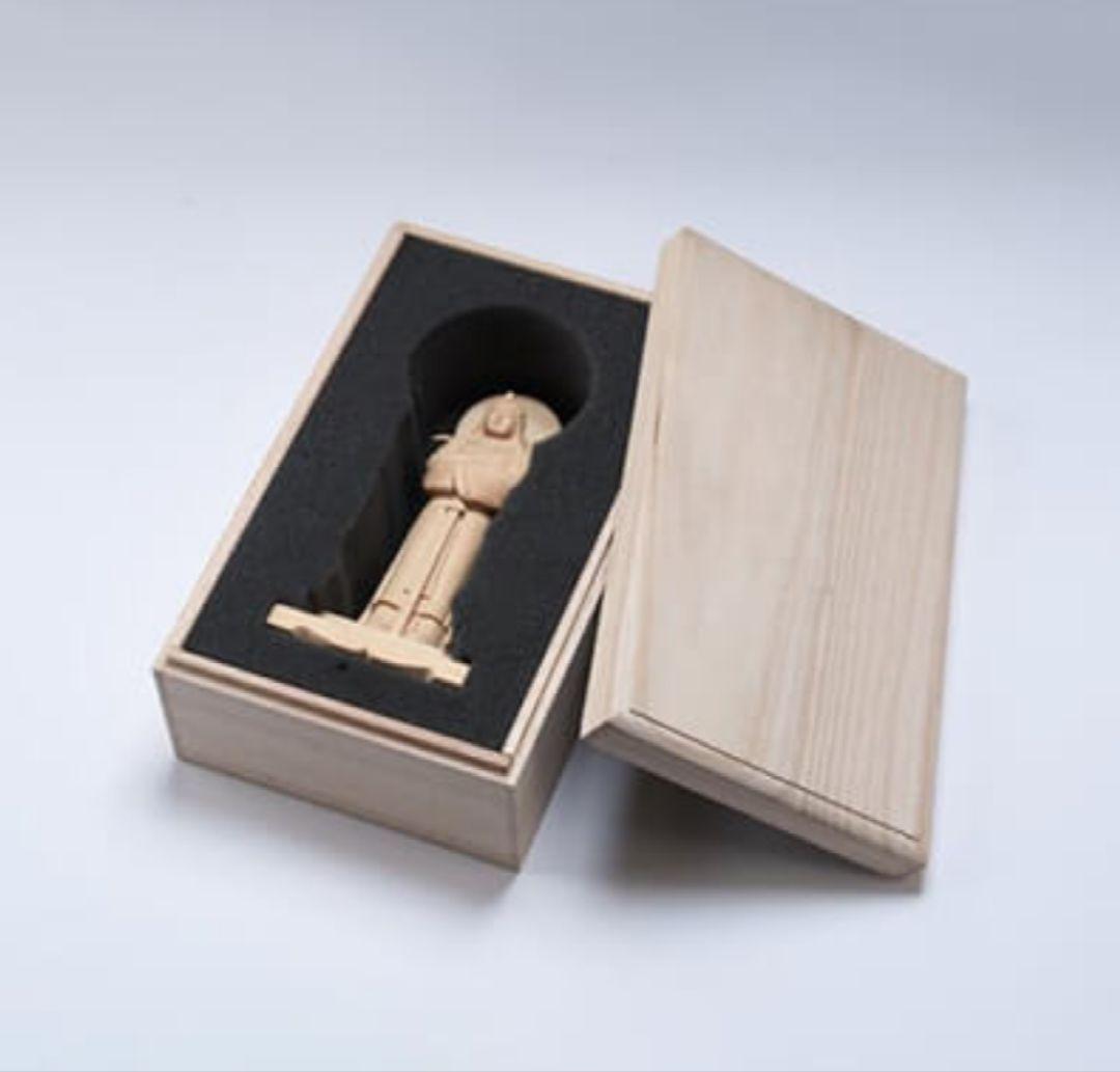 初代製作限定販売 天照大御神 小サイズ 勾玉付き・日光杉並木台座有り