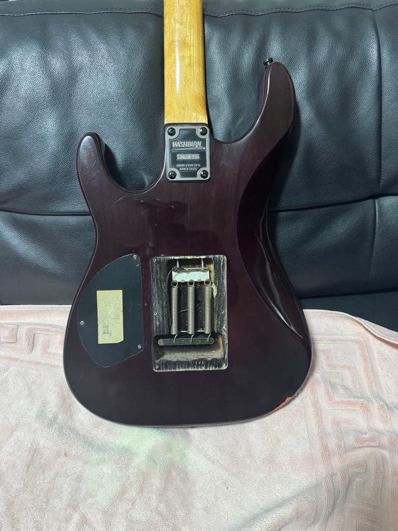 ツ*シ様 Washburn エレキギター レッド/ブラックグラデーション