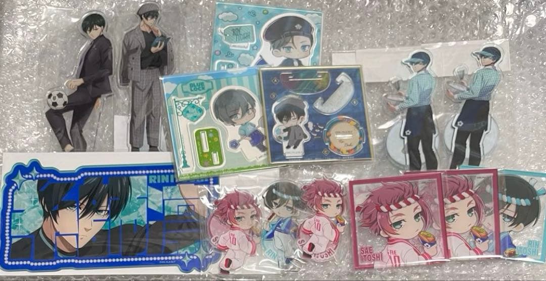 ブルーロック　糸師凛　糸師冴　アクリルスタンド　缶バッジ