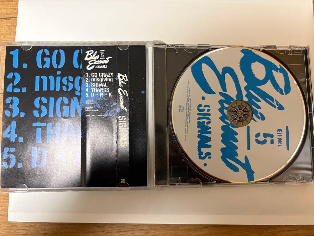 BLUE ENCOUET SIGNALS 廃盤