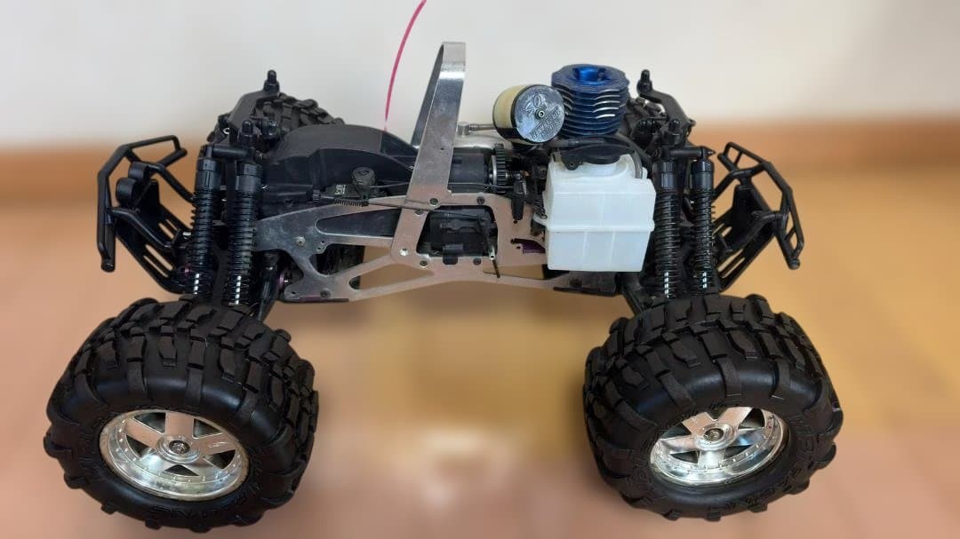 HPI サベージ25 (Savage 25、O.Sエンジン仕様)