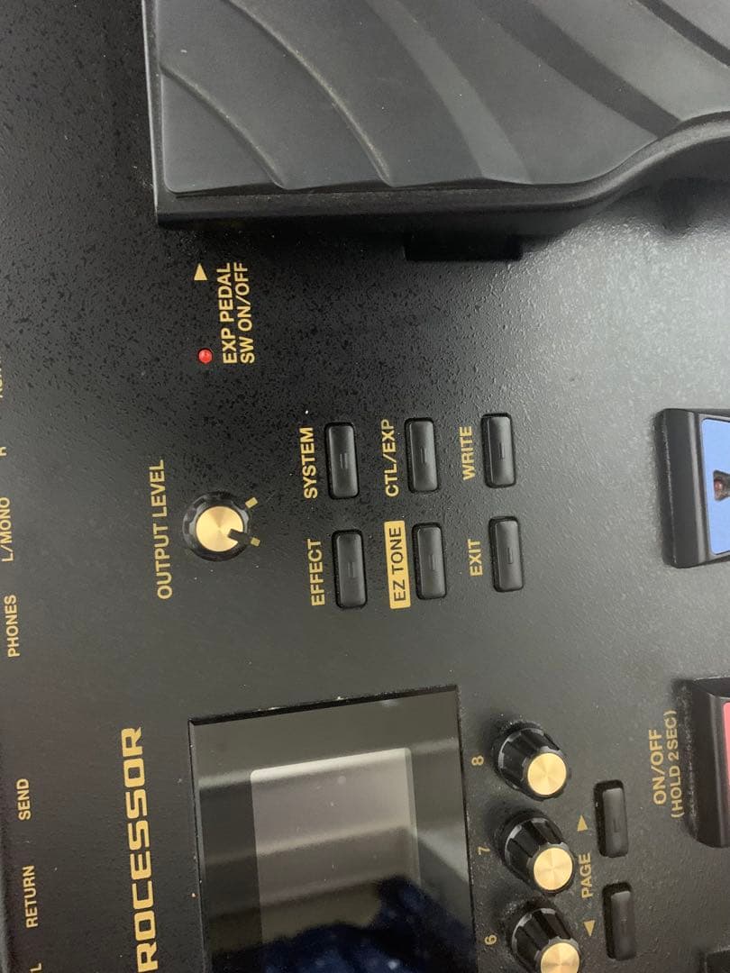 BOSS GT-100 アダプターなし、 説明書なし、初心者からプロまで幅広く