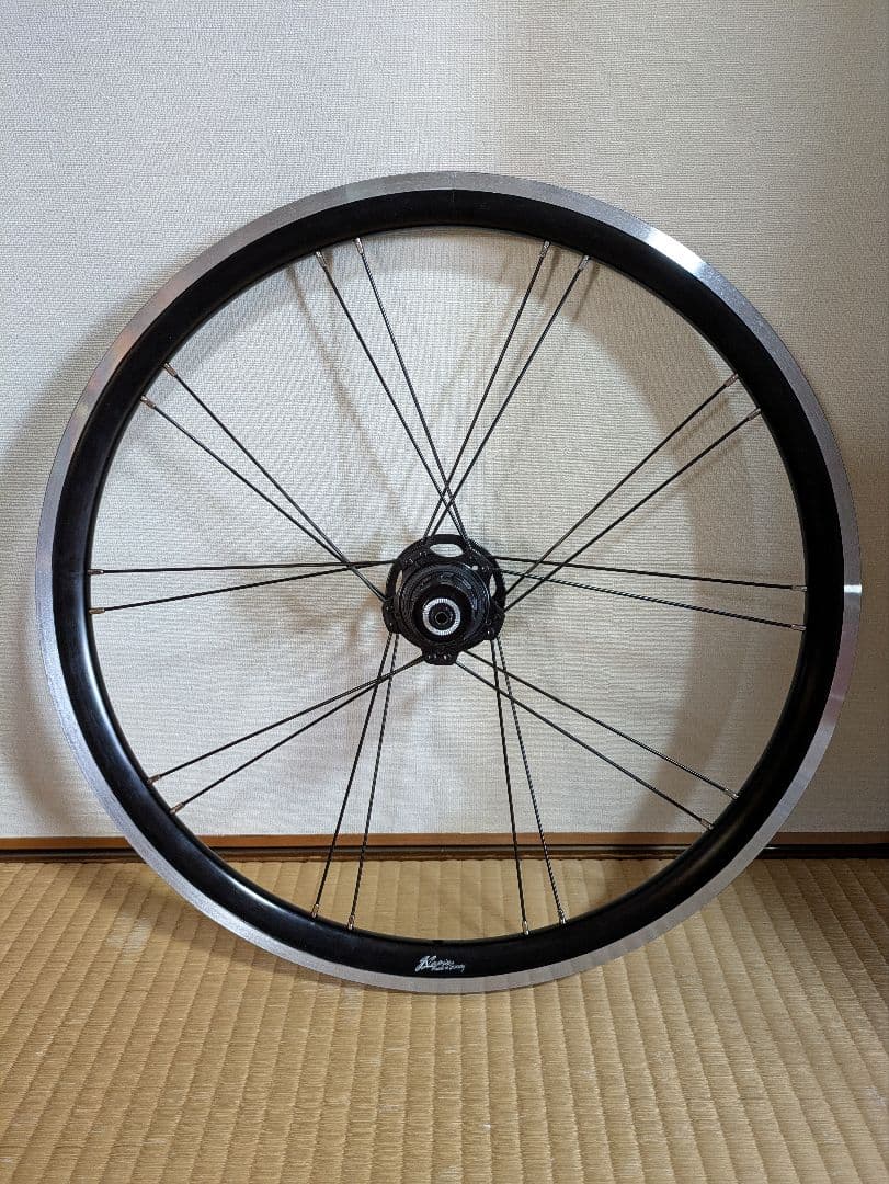 リムブレーキ　20インチ　軽量アルミホイール