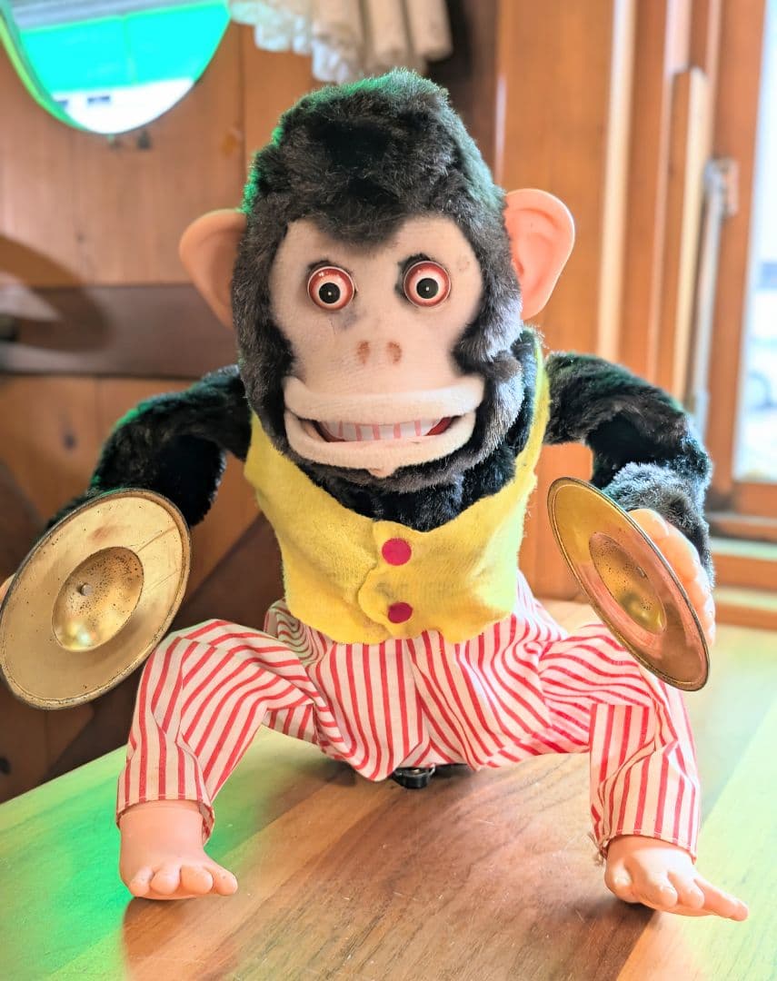 ❤️賑やかわんぱくスージー！　シンバルを持つおもちゃの猿 ❤️1730
