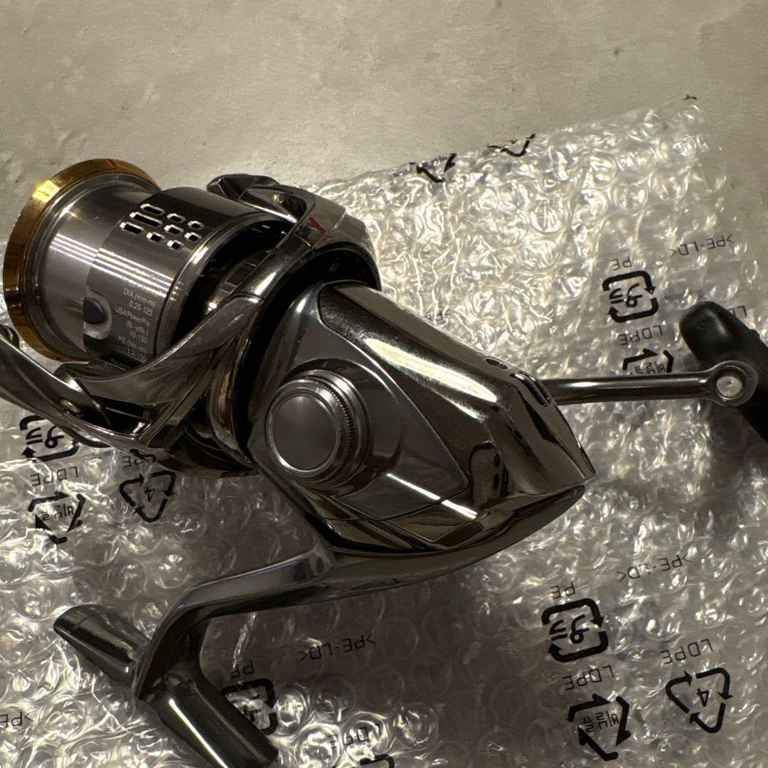 ド*。様 シマノ　18ステラ　3000MHG