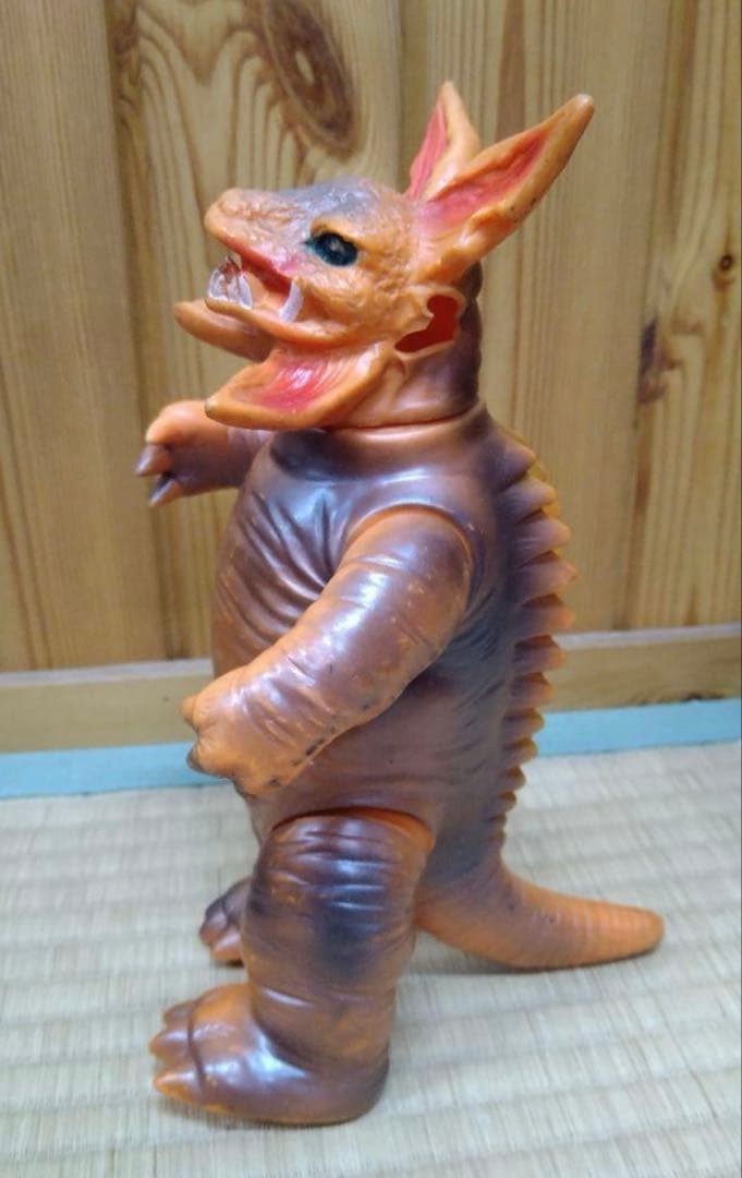 当時物マルサン ガボラ ソフビ 怪獣 ウルトラマン　角1本欠品