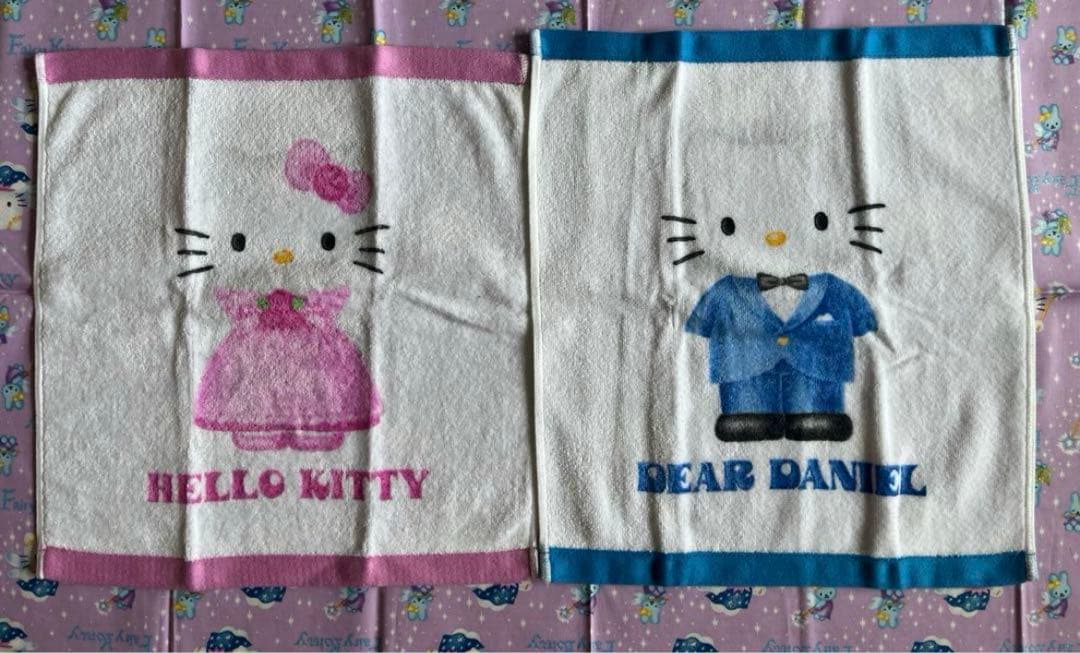 ハローキティハンカチ／タオル 22枚