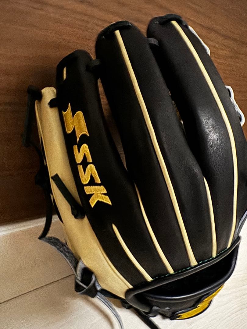 内野手硬式用グローブ