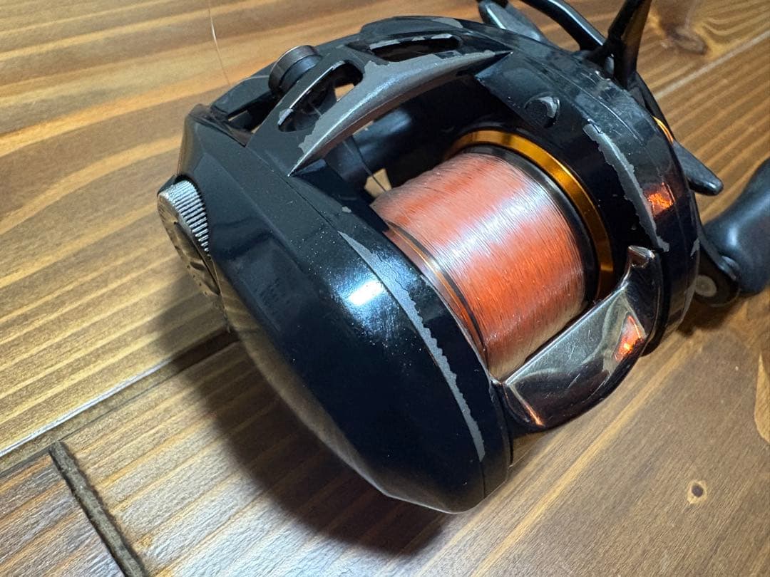 アルファス SV 7.2 ベイトリール 黒/オレンジ