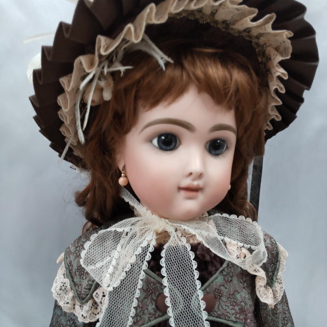 ベベフルール　アンティークドール　リプロ　作家　大きい人形