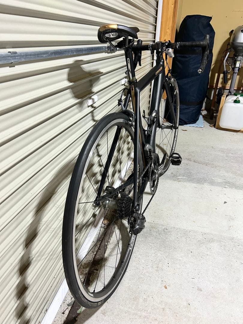 キャノンデール　CAAD10 BLACK INC Di2