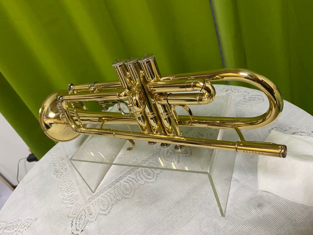 美品　メビウス100　ゴールド　トランペット 新品マウスピース付き